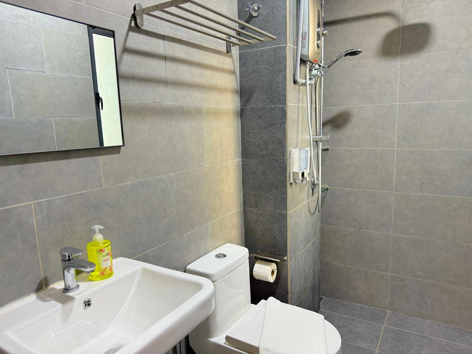 Neu Suites By Serenity Vacation Homes Kuala Lumpur Exterior photo